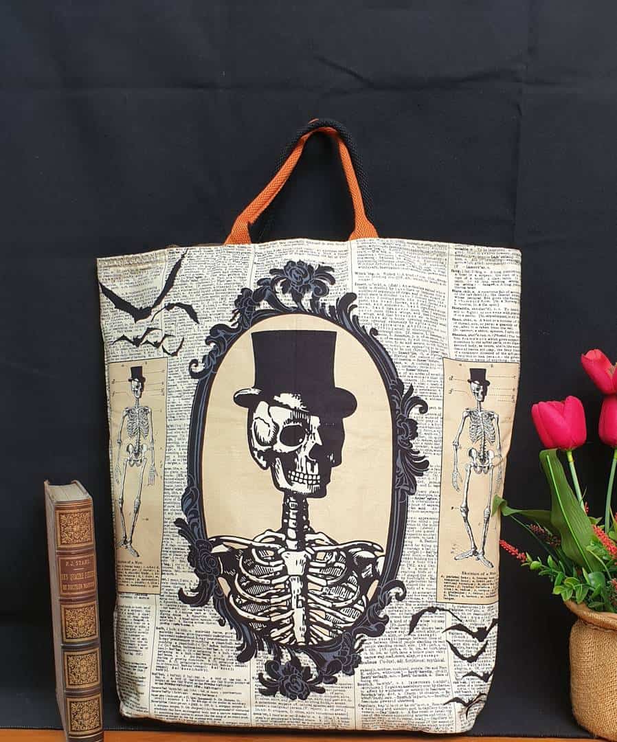 Niche Skull Pattern Messenger Bag, Flap Shoulder Bag For Halloween, Trendy Gothic  Bag - Temu