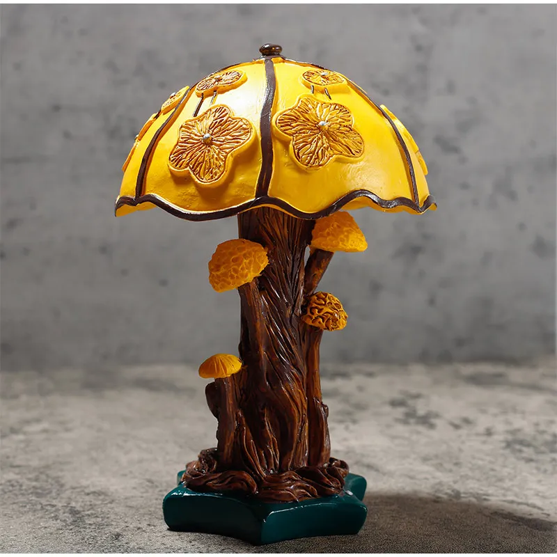 Retro Mushroom Murano Lamp - CreativeFemininity