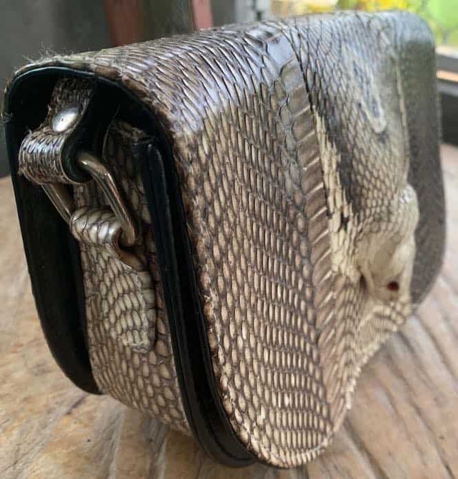 Real Leather Crystal Chain Crossbody Bag With 66 Compartments, Flap  Closure, Pocket, And Snake Head Shoulder Strap For Women From Junzhuang,  $98.45 | DHgate.Com