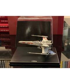 De Agostino Star Wars 02 X-wing-