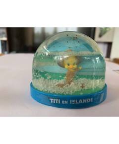 Looney Tunes Tweety snowball in Iceland Atlas Edition-