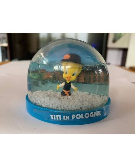 Looney Tunes Tweety snowball in Poland  Atlas Edition-