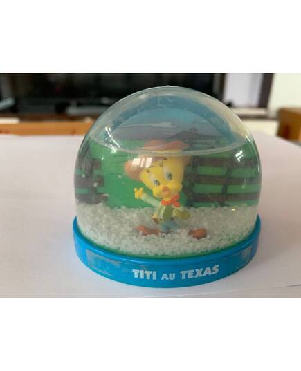 Looney Tunes Tweety snowball in Texas Atlas Edition-