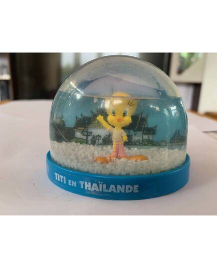 Looney Tunes Tweety snowball in Thailand  Atlas Edition-